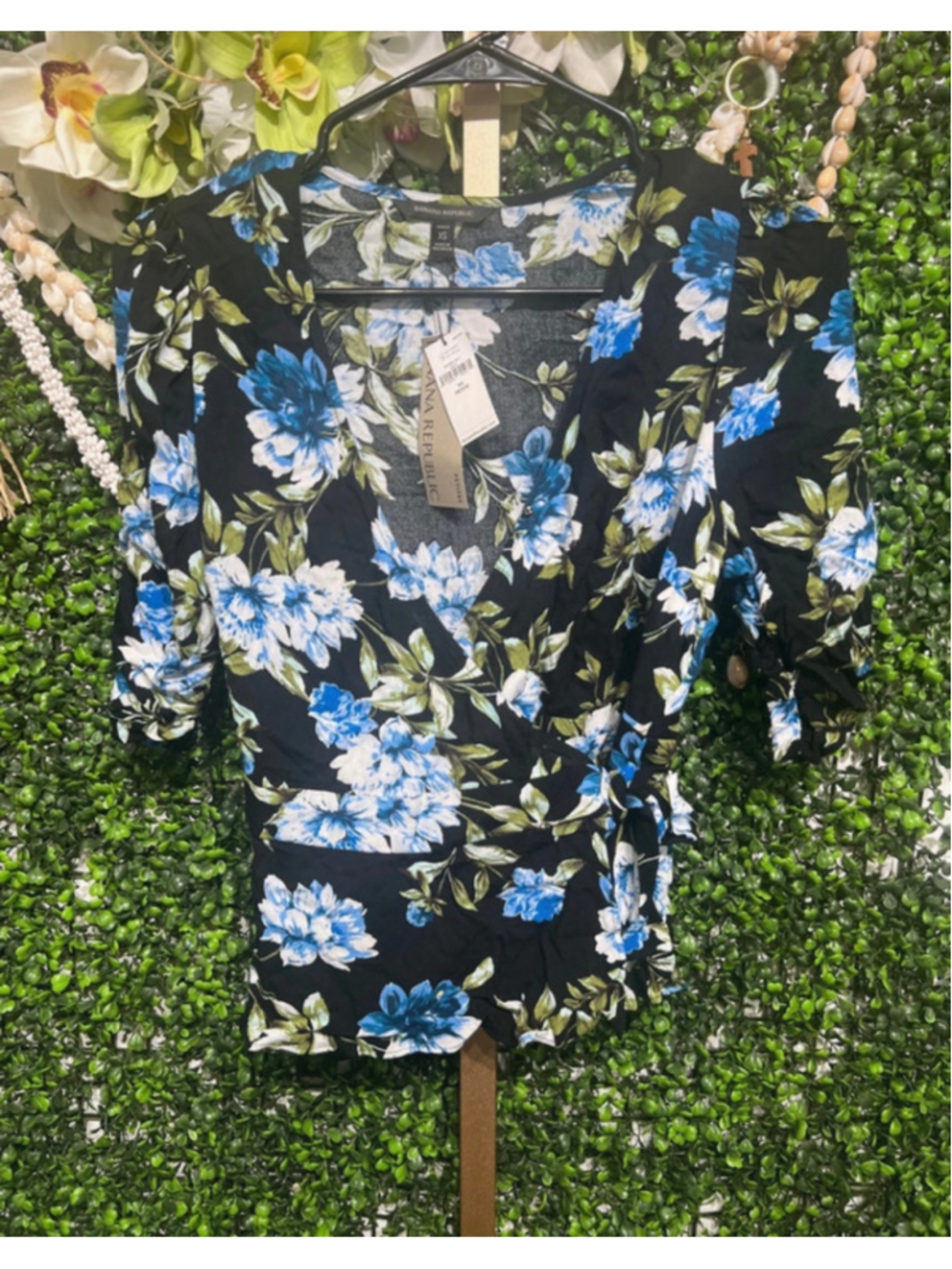 Banana Republic Ecovero 3/4 Sleeves Wrap Floral Summer Top Blouse size XS - Picture 3 of 12